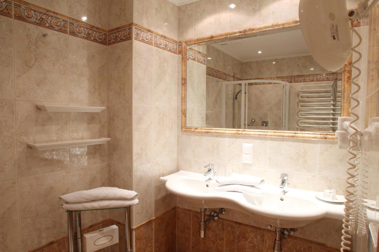 Hotel Neuwirt Рамзау ам Дахщайн Стая снимка